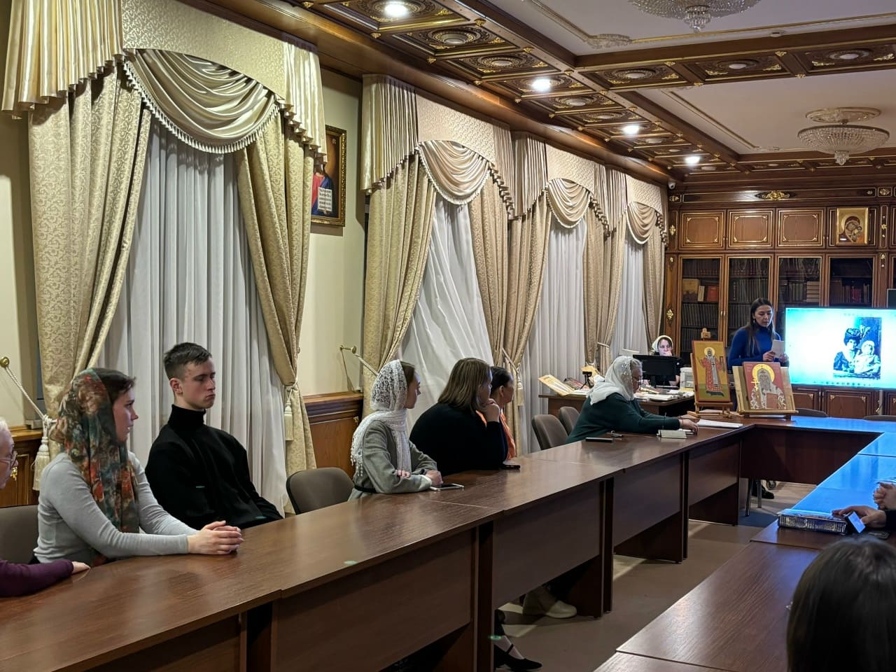 Общецерковная выставкайский сектовед Александр Дворкин